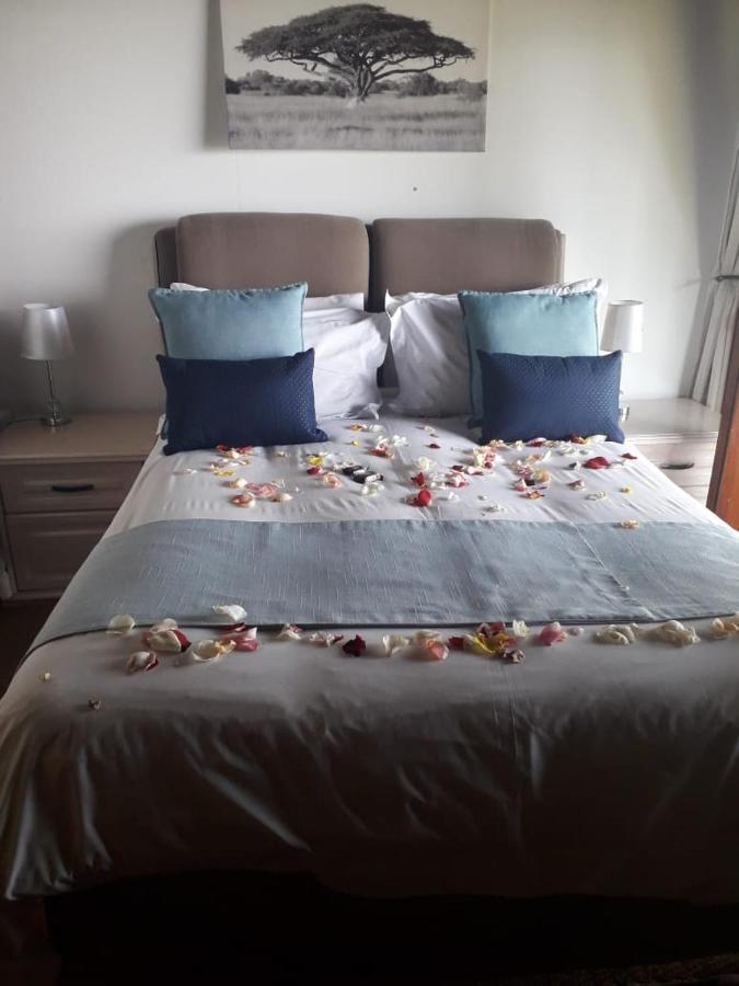 Hartbeespoortdam Lodge Luaran gambar
